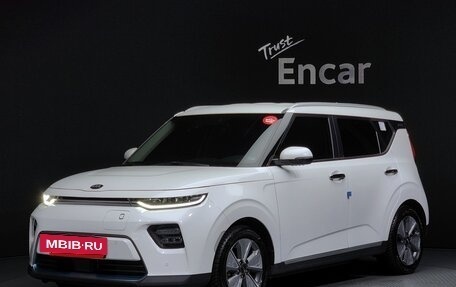 KIA Soul III, 2021 год, 1 070 000 рублей, 2 фотография