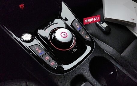 KIA Soul III, 2021 год, 1 070 000 рублей, 13 фотография