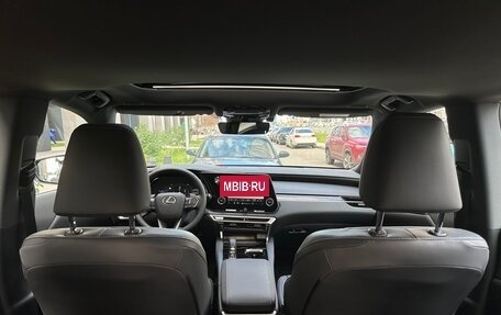 Lexus RX IV рестайлинг, 2025 год, 7 640 000 рублей, 9 фотография