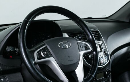 Hyundai Solaris II рестайлинг, 2013 год, 820 000 рублей, 14 фотография