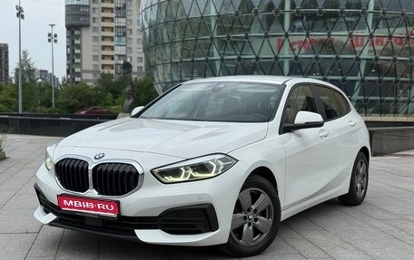 BMW 1 серия, 2020 год, 2 150 000 рублей, 1 фотография