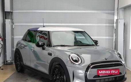 MINI Hatch, 2022 год, 3 250 000 рублей, 3 фотография
