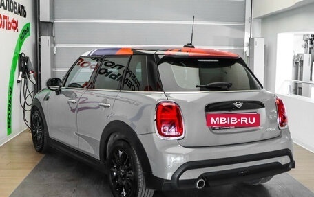 MINI Hatch, 2022 год, 3 250 000 рублей, 6 фотография