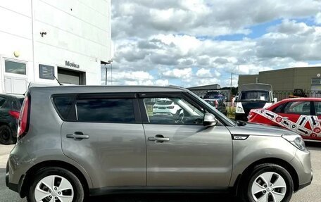 KIA Soul II рестайлинг, 2016 год, 1 299 000 рублей, 9 фотография