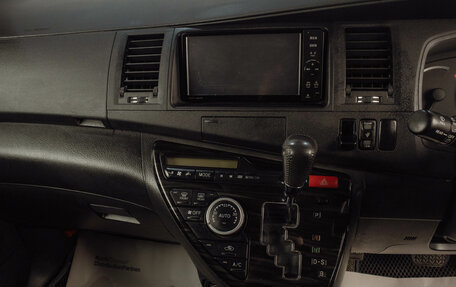 Toyota ISis I, 2011 год, 1 299 000 рублей, 16 фотография