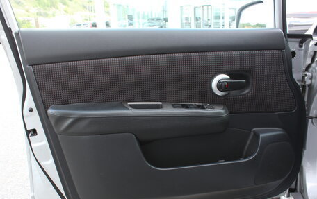 Nissan Tiida, 2010 год, 715 000 рублей, 9 фотография