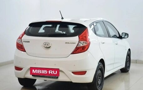 Hyundai Solaris II рестайлинг, 2013 год, 750 000 рублей, 4 фотография