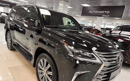 Lexus LX III, 2017 год, 7 999 000 рублей, 1 фотография