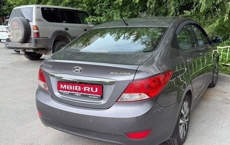 Hyundai Solaris II рестайлинг, 2013 год, 1 000 000 рублей, 1 фотография