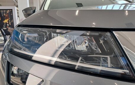 Skoda Karoq I, 2020 год, 2 403 000 рублей, 21 фотография