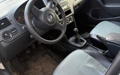 Volkswagen Polo VI (EU Market), 2015 год, 350 000 рублей, 5 фотография