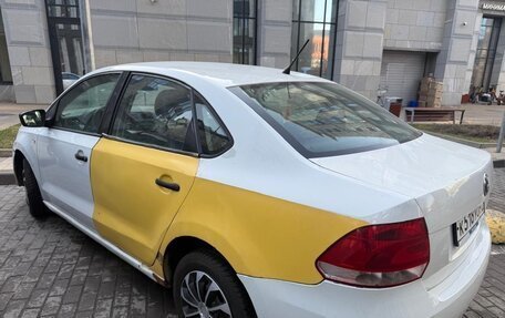 Volkswagen Polo VI (EU Market), 2015 год, 350 000 рублей, 8 фотография