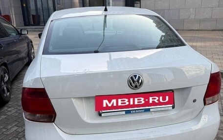Volkswagen Polo VI (EU Market), 2015 год, 350 000 рублей, 3 фотография