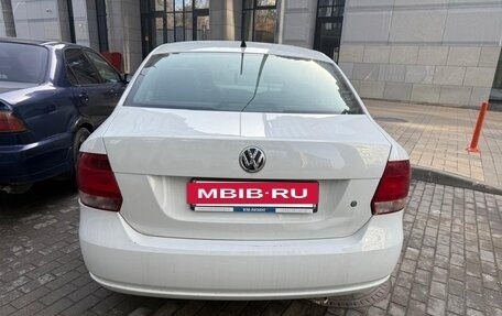 Volkswagen Polo VI (EU Market), 2015 год, 350 000 рублей, 2 фотография