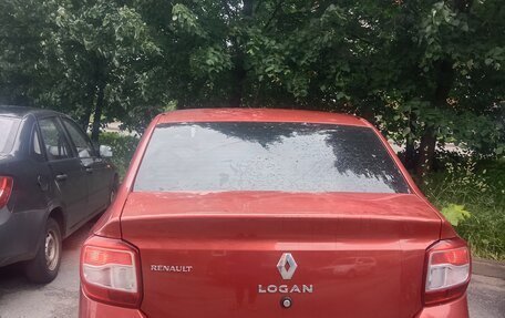 Renault Logan II, 2016 год, 900 000 рублей, 8 фотография