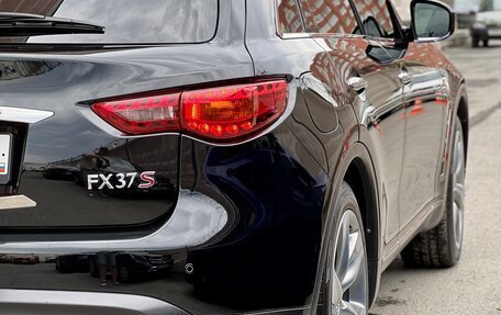Infiniti FX II, 2010 год, 2 300 000 рублей, 7 фотография
