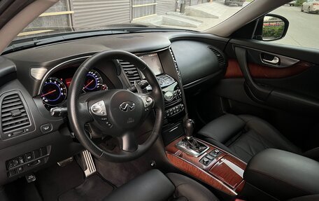 Infiniti FX II, 2010 год, 2 300 000 рублей, 11 фотография