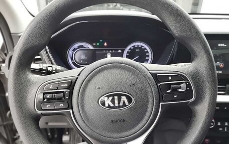KIA Niro I, 2021 год, 1 570 000 рублей, 7 фотография