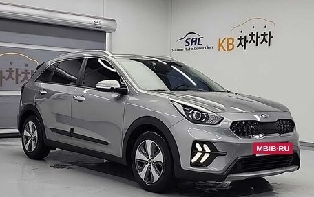 KIA Niro I, 2021 год, 1 570 000 рублей, 3 фотография