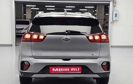 KIA Niro I, 2021 год, 1 570 000 рублей, 4 фотография