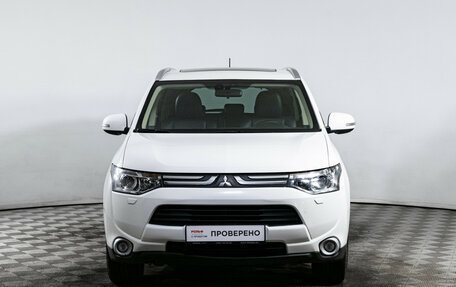 Mitsubishi Outlander III рестайлинг 3, 2013 год, 1 721 000 рублей, 2 фотография