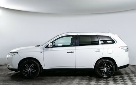 Mitsubishi Outlander III рестайлинг 3, 2013 год, 1 721 000 рублей, 8 фотография