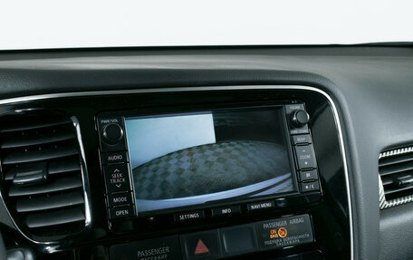 Mitsubishi Outlander III рестайлинг 3, 2013 год, 1 721 000 рублей, 20 фотография