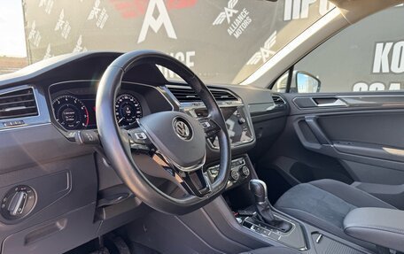 Volkswagen Tiguan II, 2017 год, 2 195 000 рублей, 11 фотография