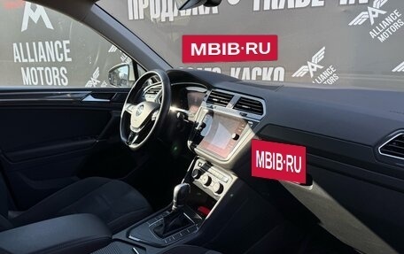 Volkswagen Tiguan II, 2017 год, 2 195 000 рублей, 26 фотография