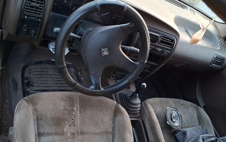 Nissan Primera II рестайлинг, 1990 год, 70 000 рублей, 5 фотография