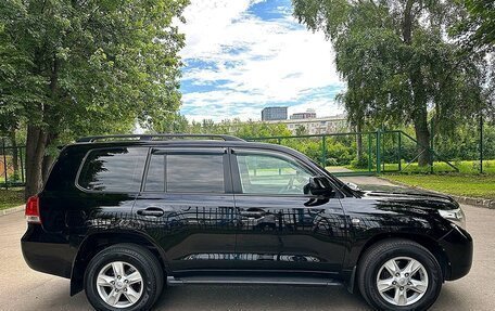 Toyota Land Cruiser 200, 2010 год, 3 400 000 рублей, 5 фотография
