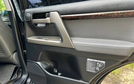 Toyota Land Cruiser 200, 2010 год, 3 400 000 рублей, 19 фотография