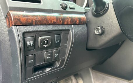 Toyota Land Cruiser 200, 2010 год, 3 400 000 рублей, 22 фотография