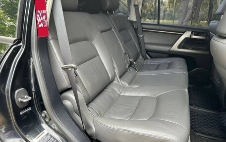 Toyota Land Cruiser 200, 2010 год, 3 400 000 рублей, 20 фотография
