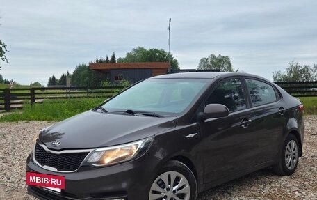 KIA Rio III рестайлинг, 2016 год, 900 000 рублей, 5 фотография