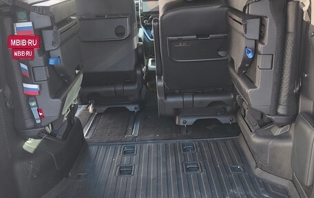 Nissan Serena IV, 2018 год, 2 080 000 рублей, 13 фотография