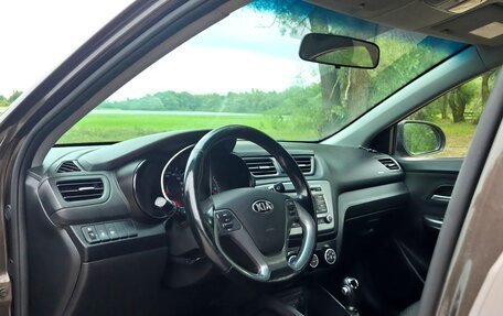 KIA Rio III рестайлинг, 2016 год, 900 000 рублей, 15 фотография