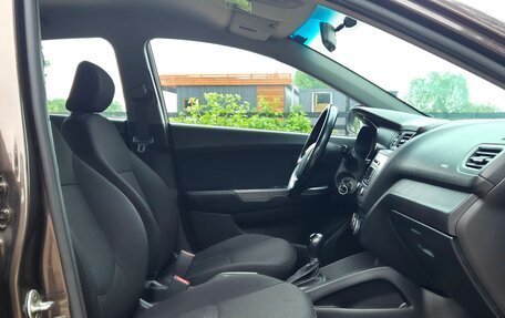 KIA Rio III рестайлинг, 2016 год, 900 000 рублей, 18 фотография
