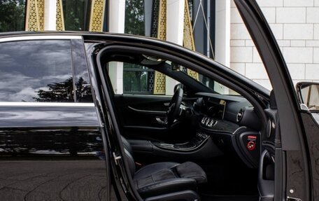 Mercedes-Benz E-Класс, 2021 год, 3 110 000 рублей, 6 фотография