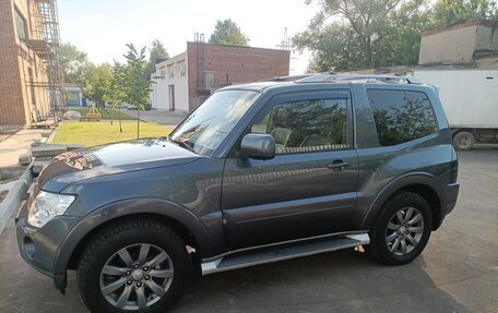 Mitsubishi Pajero IV, 2008 год, 2 500 000 рублей, 22 фотография