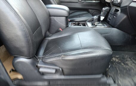 Mitsubishi Pajero IV, 2008 год, 2 500 000 рублей, 28 фотография