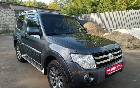 Mitsubishi Pajero IV, 2008 год, 2 500 000 рублей, 17 фотография