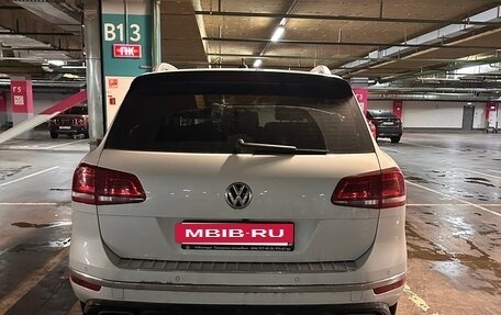 Volkswagen Touareg III, 2017 год, 2 900 000 рублей, 2 фотография