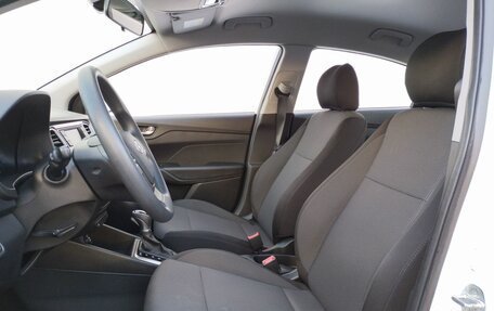 Hyundai Solaris II рестайлинг, 2019 год, 1 050 000 рублей, 10 фотография