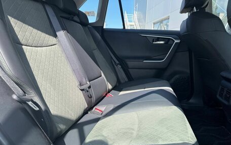 Toyota RAV4, 2025 год, 4 100 000 рублей, 9 фотография