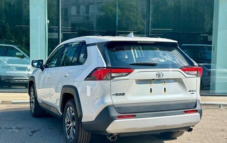 Toyota RAV4, 2025 год, 4 100 000 рублей, 7 фотография