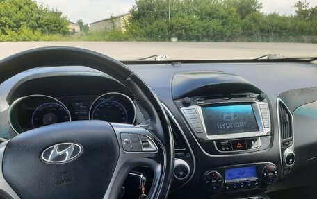 Hyundai ix35 I рестайлинг, 2010 год, 950 000 рублей, 11 фотография