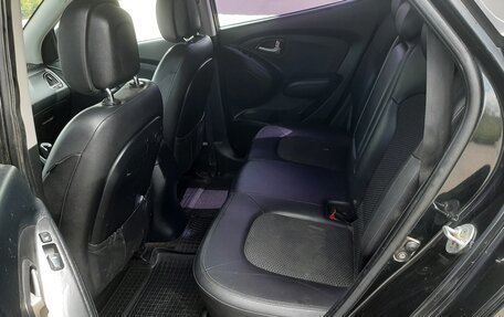 Hyundai ix35 I рестайлинг, 2010 год, 950 000 рублей, 14 фотография