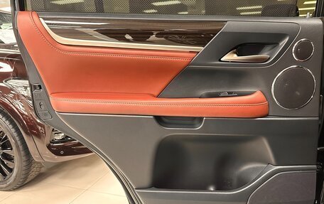 Lexus LX III, 2017 год, 7 999 000 рублей, 24 фотография