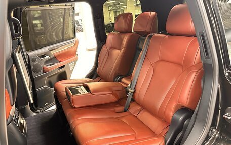 Lexus LX III, 2017 год, 7 999 000 рублей, 30 фотография